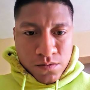 Meet your Posher, Uriel